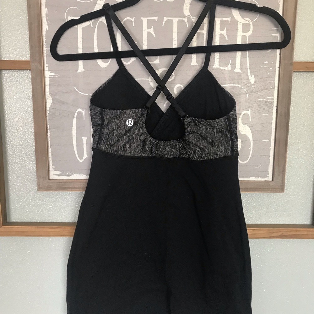Lululemon sport shirt